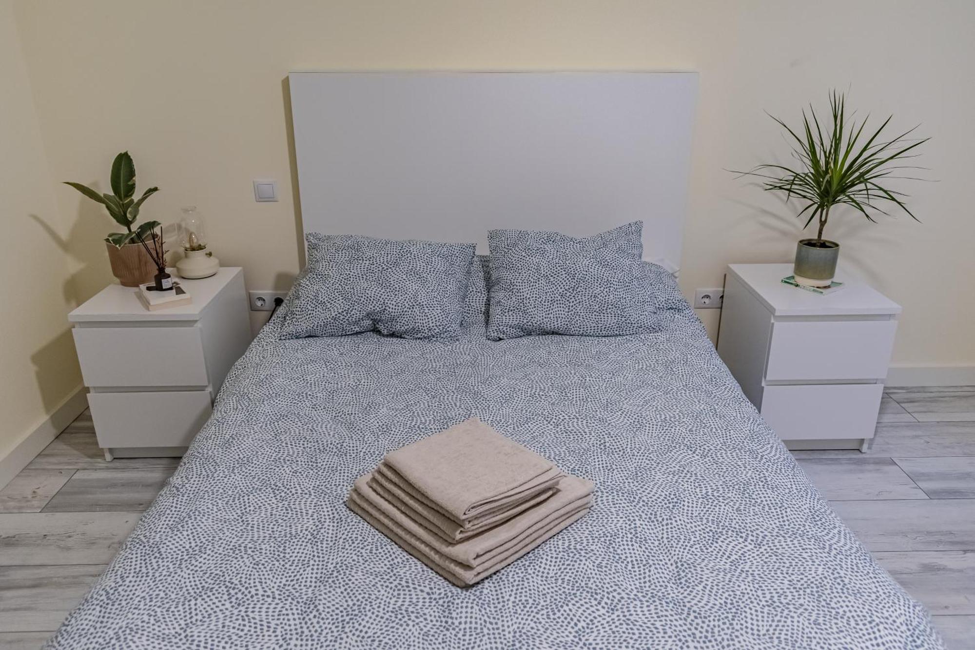 Apartamento Las Fuentes Сарагоса Екстериор снимка